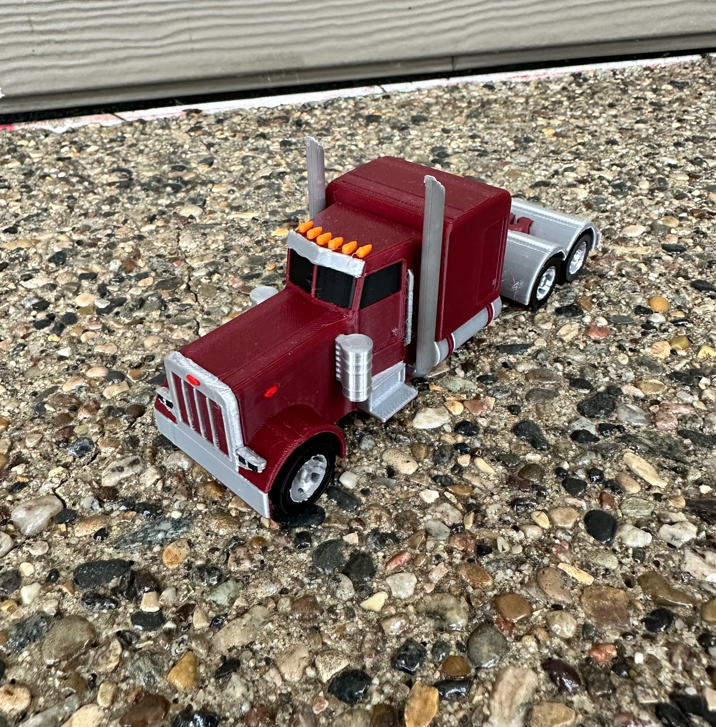 *NEW DESIGN* Semi w/ Super B Trailers