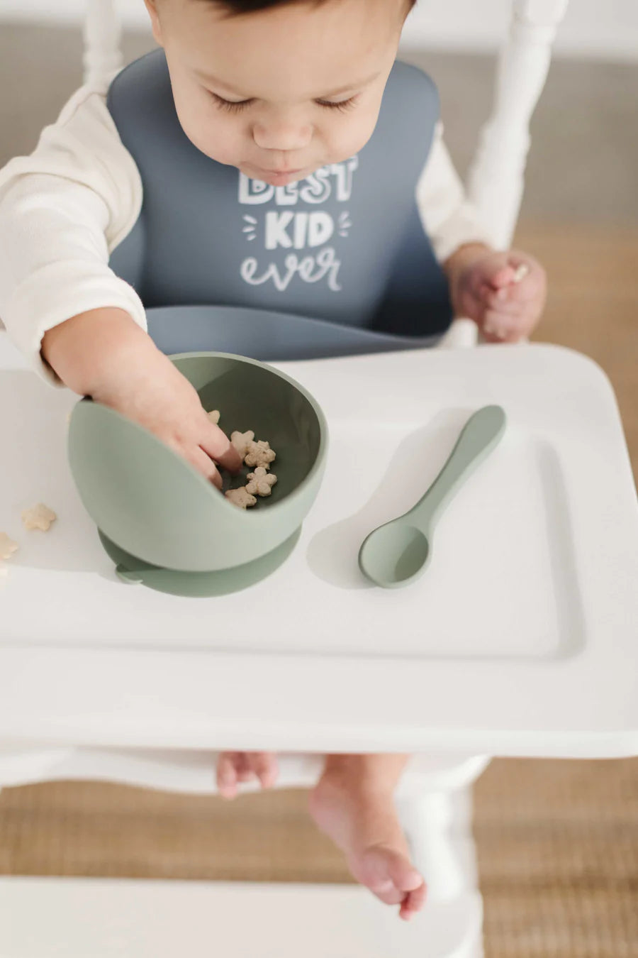 BEST KID EVER SILICONE BIB
