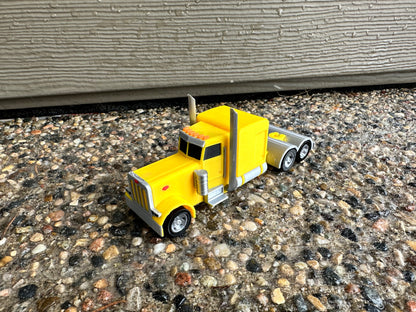 *NEW DESIGN* Semi w/Trailer