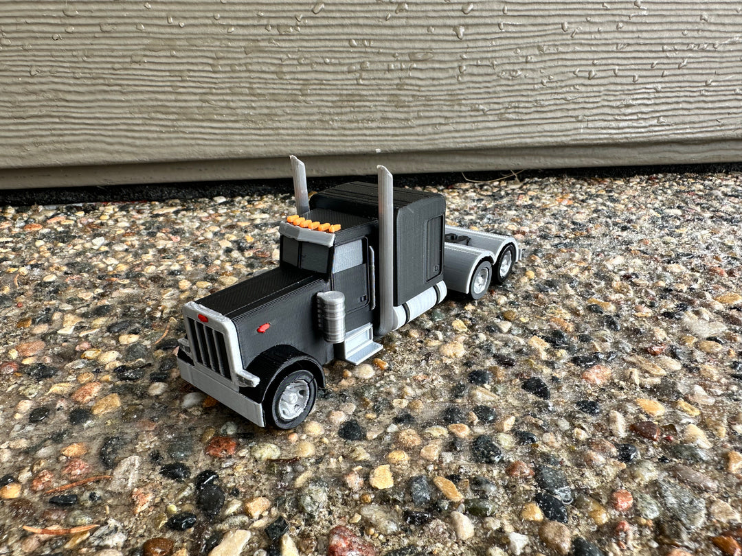 Semi w/ Super B Ribbed Trailers